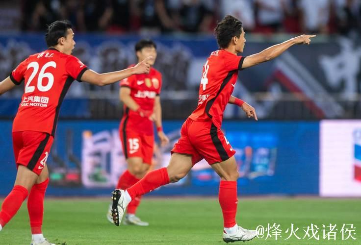 亚冠-颜骏凌扑点难救主 上海海港0-4不敌神户胜利船 亚冠-颜骏凌扑点难救主 上海海港0-4不敌神户胜利船