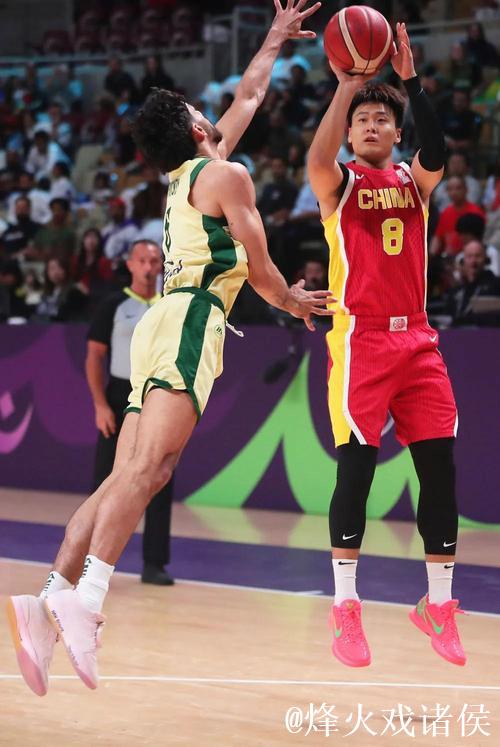 亚洲杯-赵睿24+6全队5人得分上双 中国男篮挺进决赛